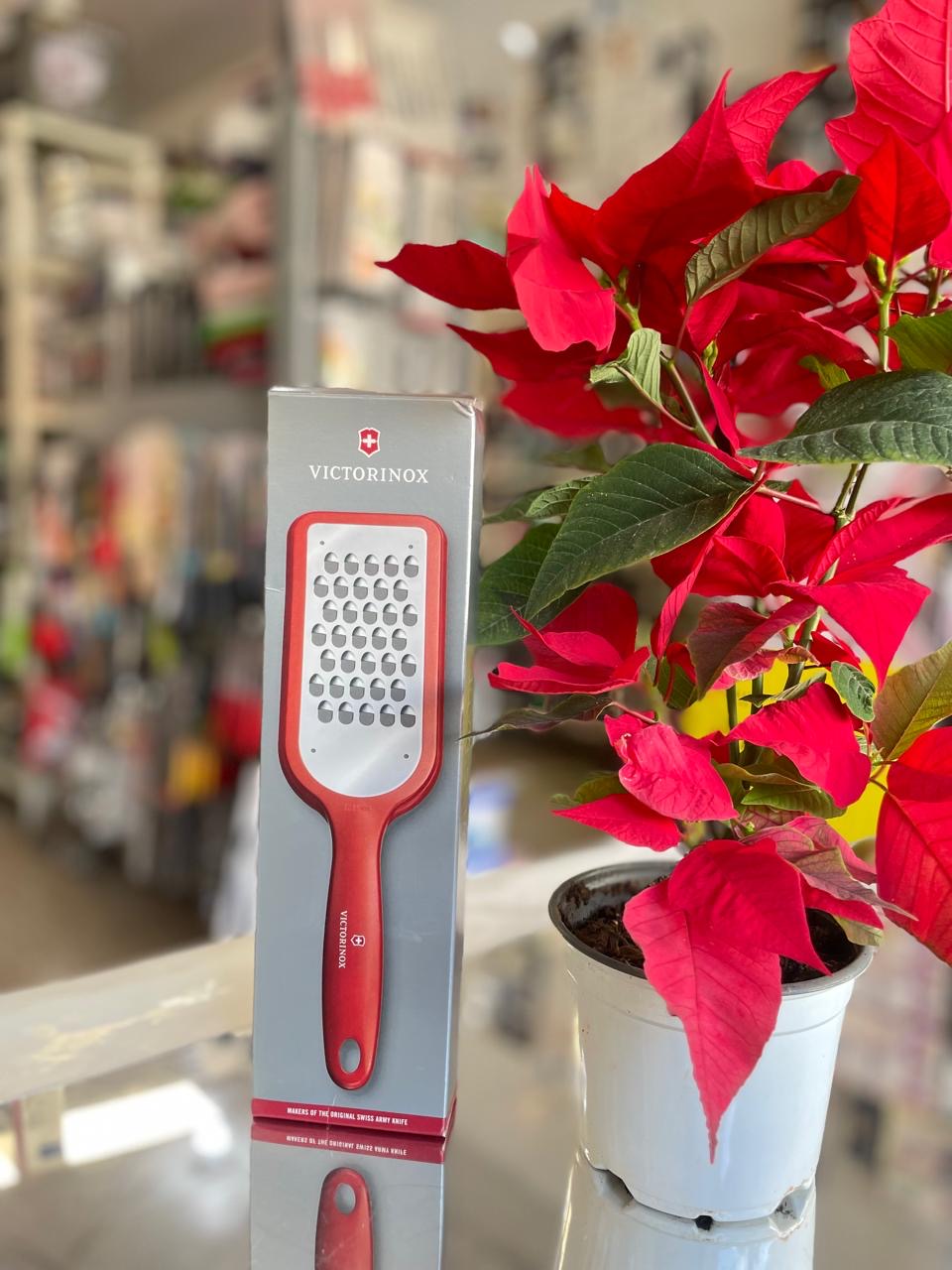 Victorinox Kitchen Grater Green 7.6082.4