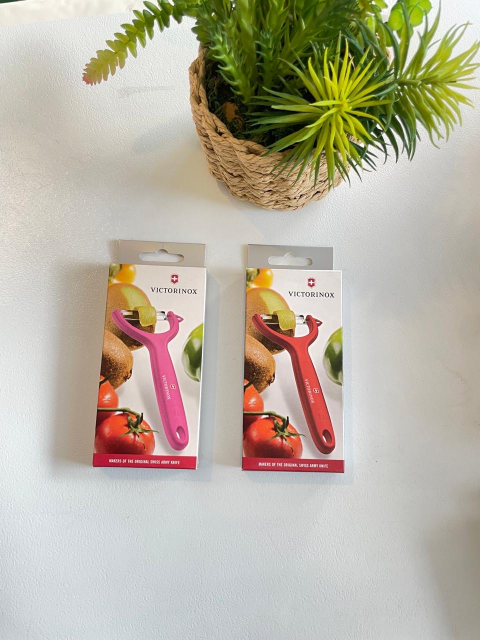 Victorinox 7.6079.1 Tomato Peeler Red