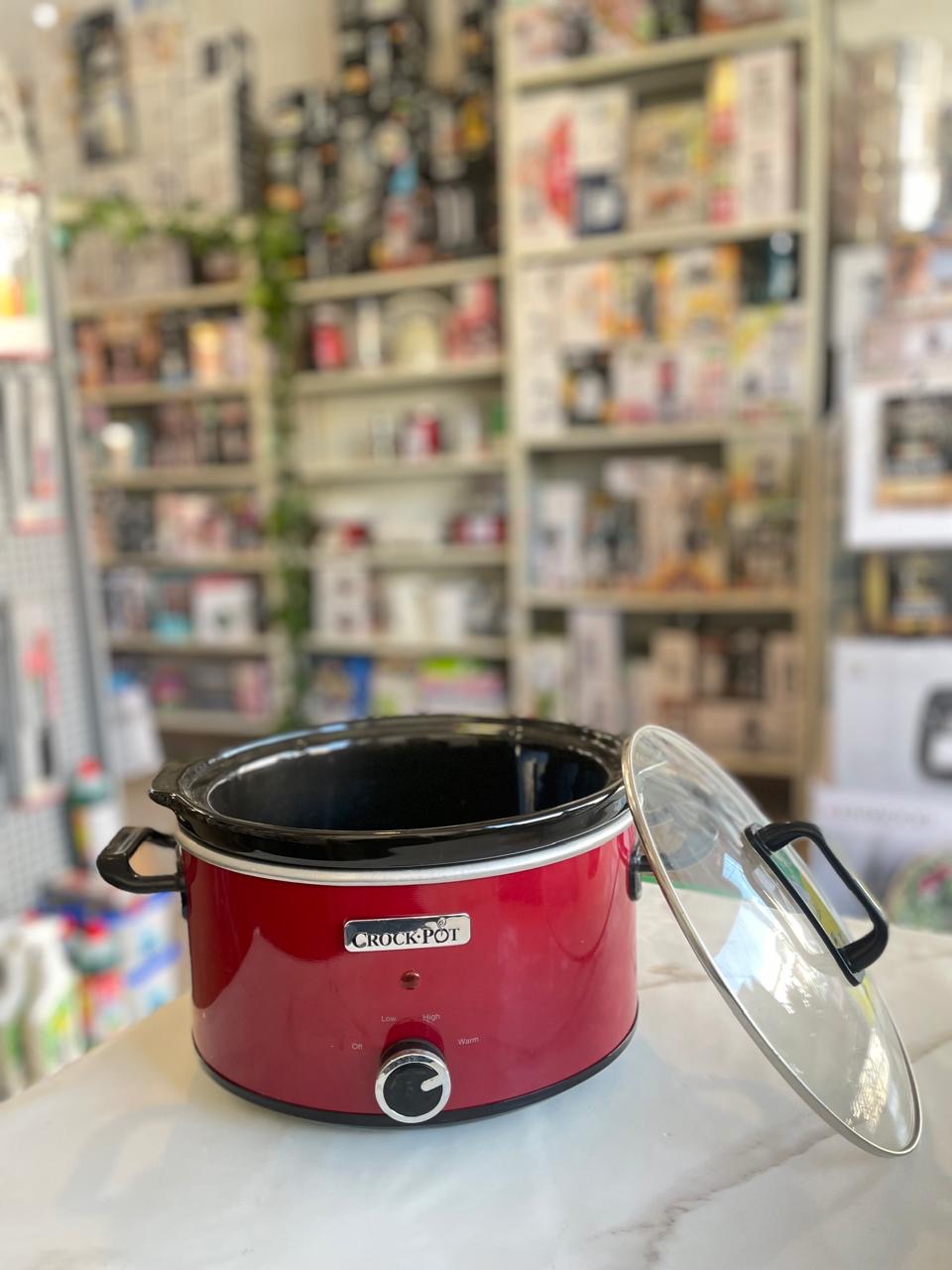 slow cooker احمر
